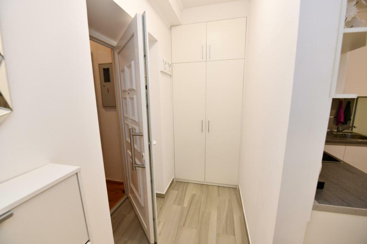 Apartment Cecilija Sinj Esterno foto