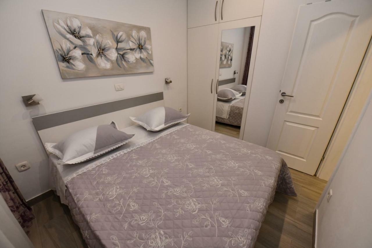Apartment Cecilija Sinj Esterno foto