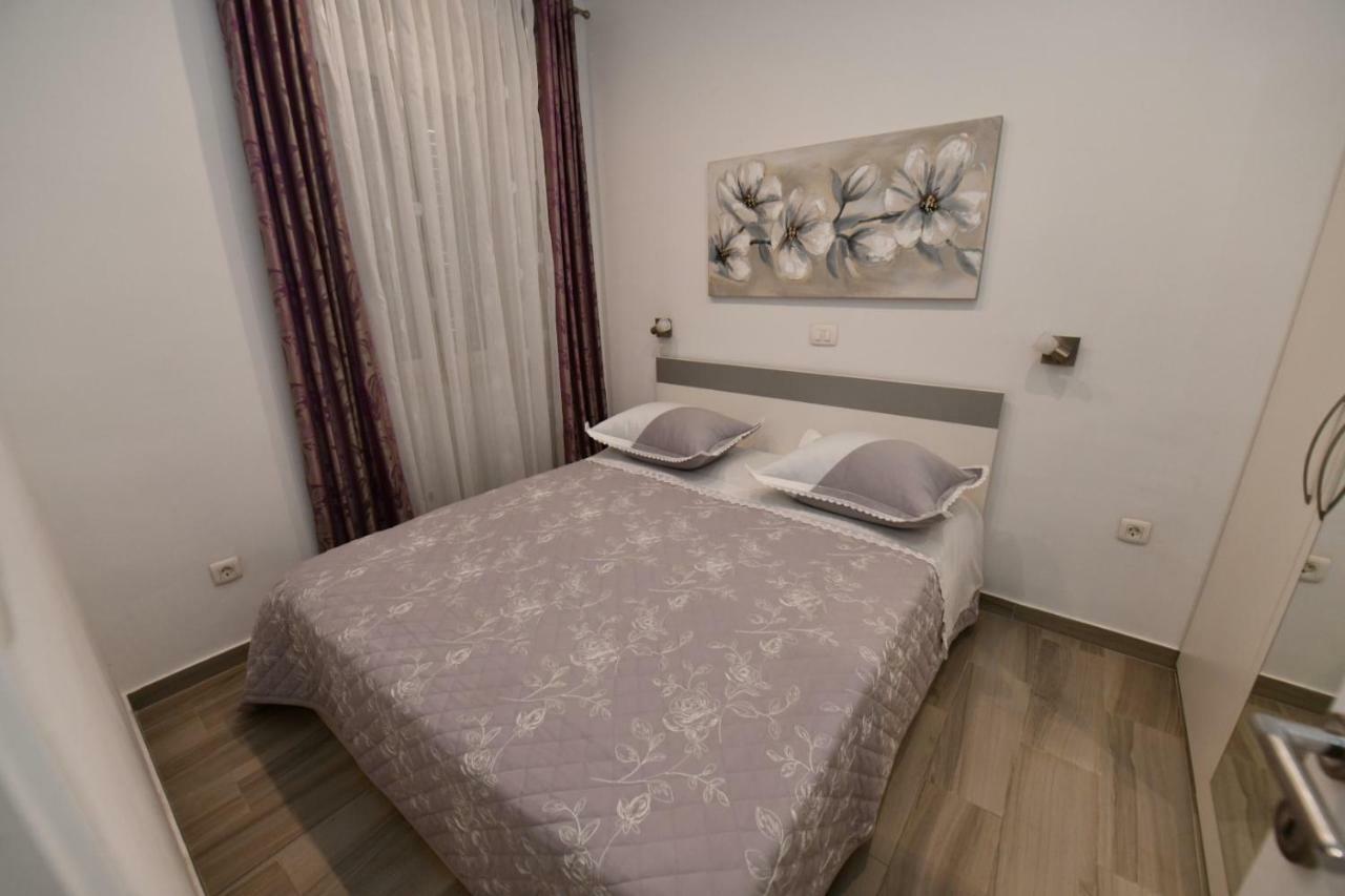 Apartment Cecilija Sinj Esterno foto